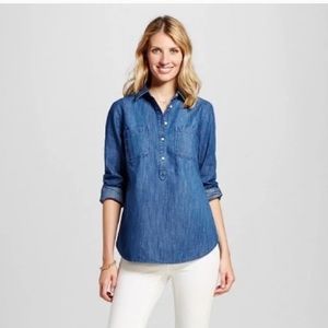 Merona Women’s Denim Button Shirt (Size L)
